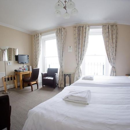 Hotel Belgrave House à Aberystwyth Extérieur photo